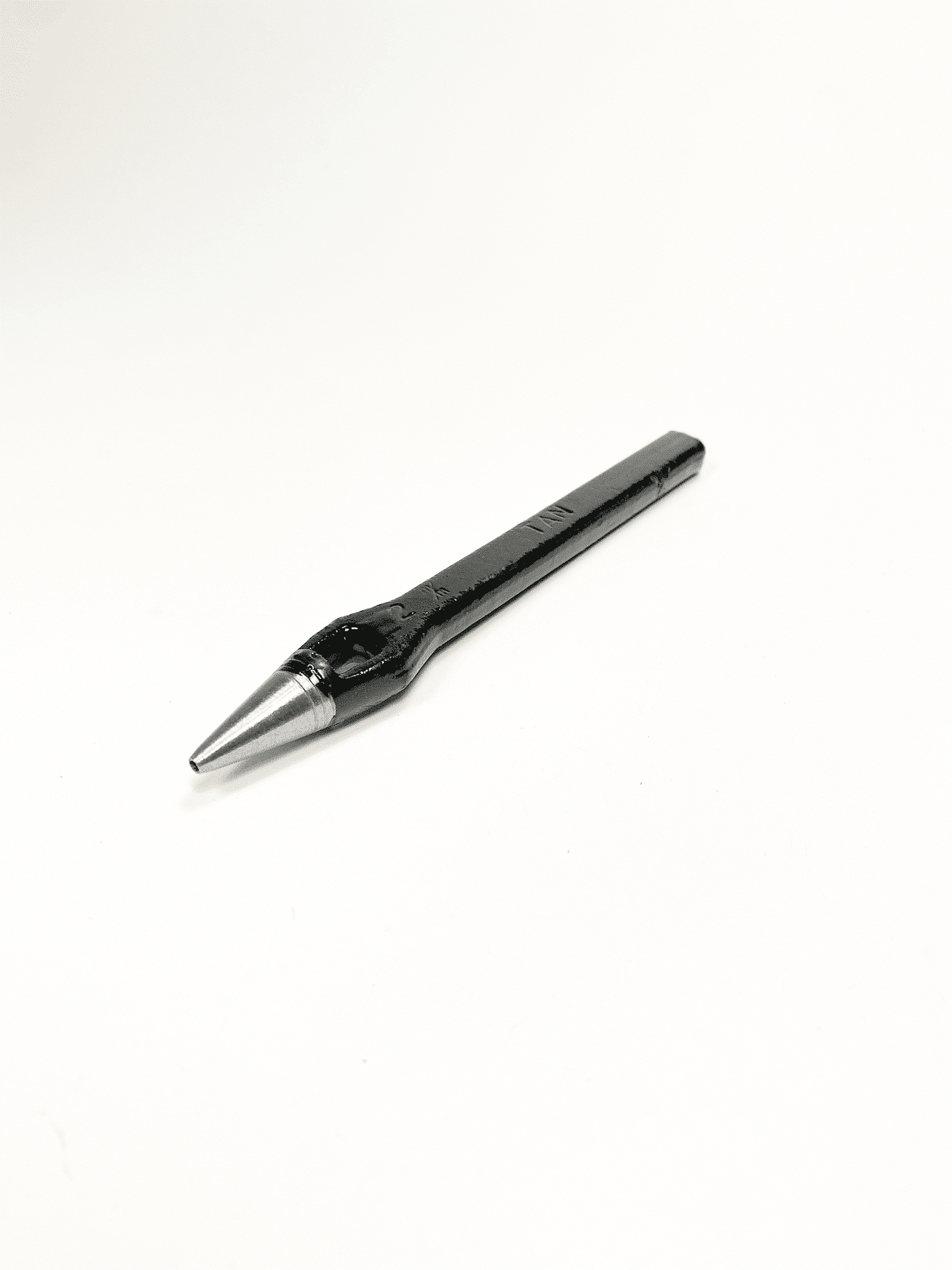 Shoemaking metal hole puncher